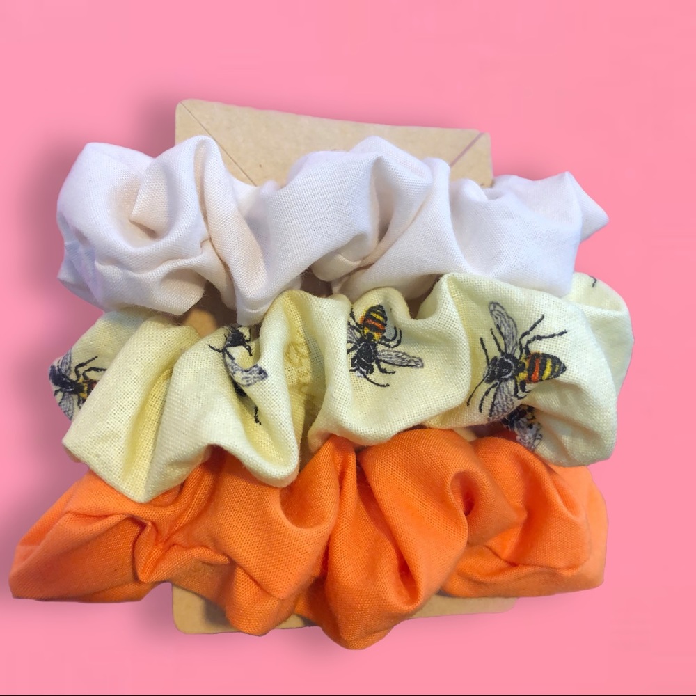 🐝Bumblebee scrunchy set of 3🐝 - Picture 1 of 2